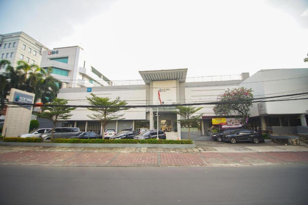 Sofyan Hotel Soepomo Jakarta Bagian luar foto