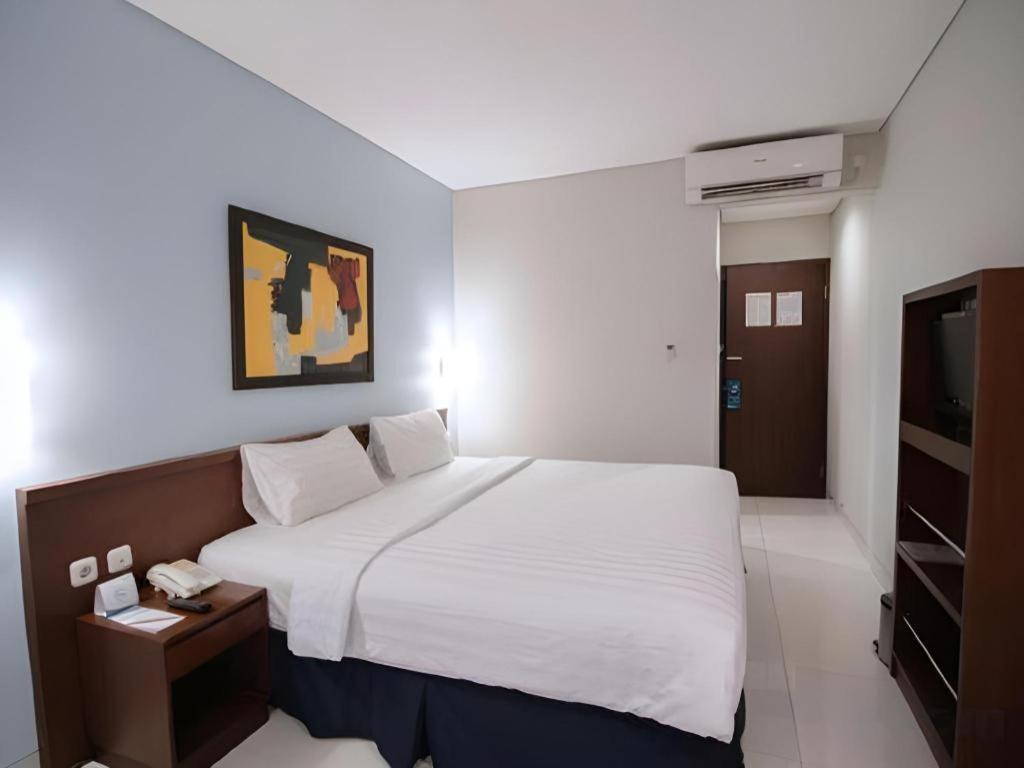Sofyan Hotel Soepomo Jakarta Bagian luar foto