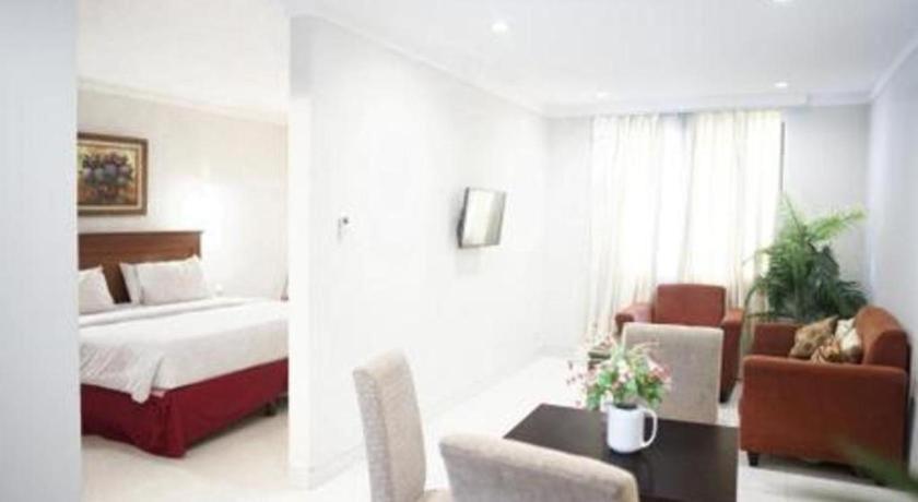 Sofyan Hotel Soepomo Jakarta Bagian luar foto