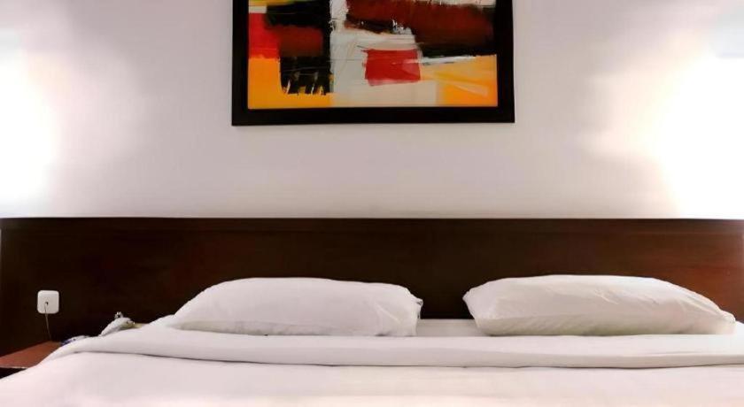 Sofyan Hotel Soepomo Jakarta Bagian luar foto