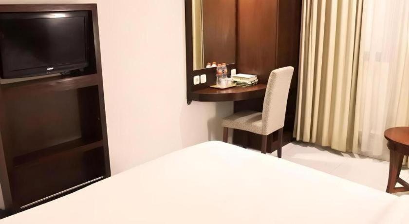 Sofyan Hotel Soepomo Jakarta Bagian luar foto